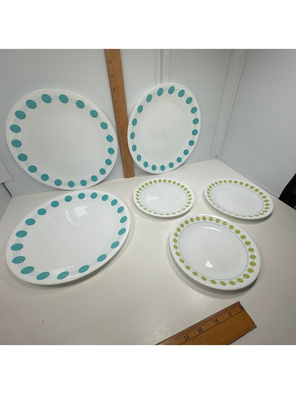 Corelle South Beach 3 Dinner and 3 Dessert Plates Lot of 6 Discontinued in 2021